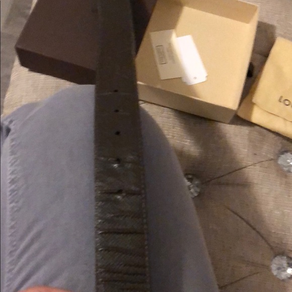LOUIS VUITTON BELT😍😍 SOLD - Picture 3 of 7